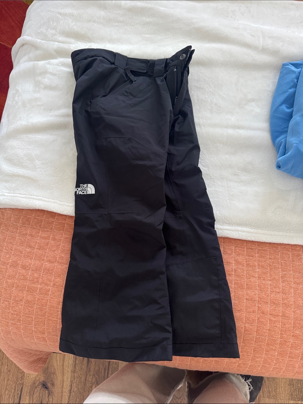 Men's Pants Subcategory Identification